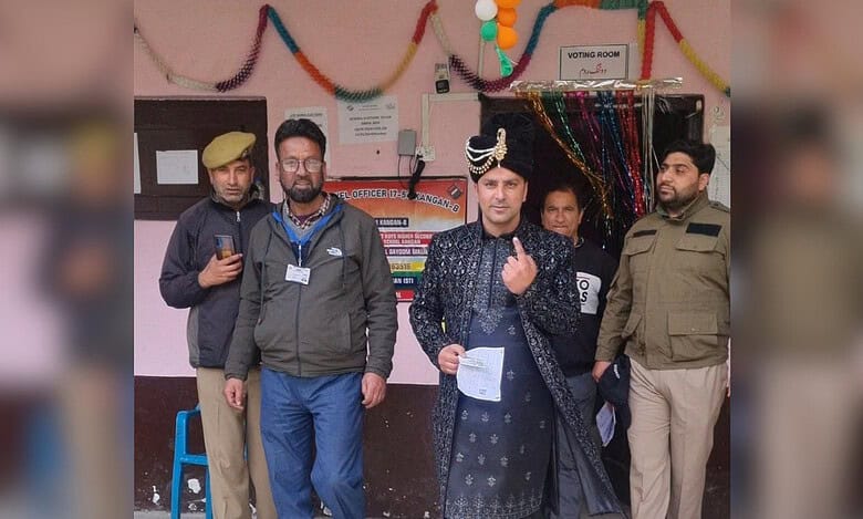 Lok Sabha polls: 14.94% turnout in Srinagar till 11 am, higher than 2019 total turnout