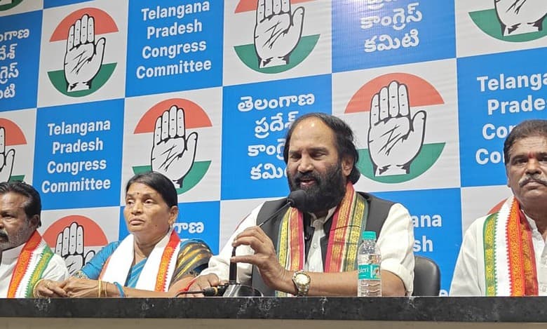 Kasoju Shankaramma, mother of Telangana martyr Kasoju Srikanth Chari leaves BRS, joins Congress.