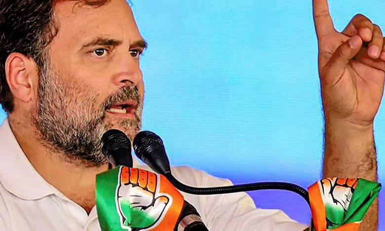 Rahul Gandhi lashes-out at the "22-25 Arabpatis" who he claims, are being nurtured by the prime minister.