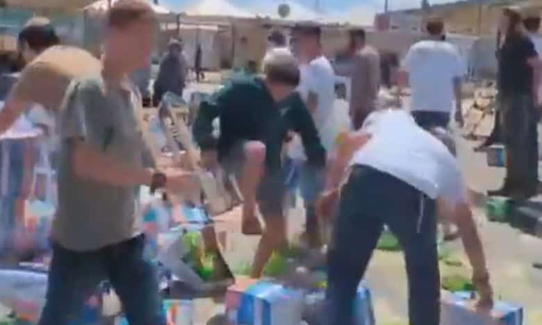 Israeli settler mobs attack Gaza aid trucks as millions face famine