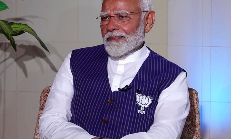 Congress let national interest suffer in dealing with Pakistan: PM Modi