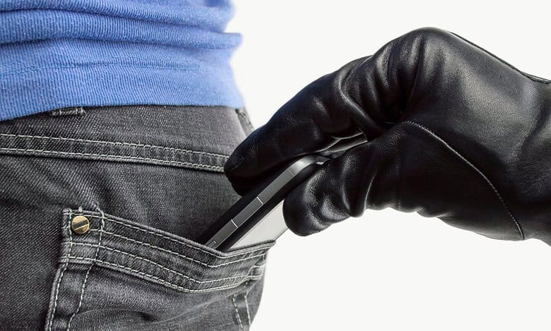 Mobile phone thieves arrested in secunderabad
