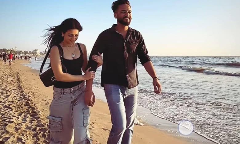 Isha Malviya, Elvish Yadav 'head over heels' in love?