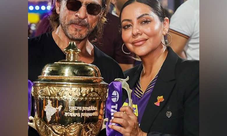 Shah Rukh Khan, Gauri pose with IPL trophy after KKR's big win