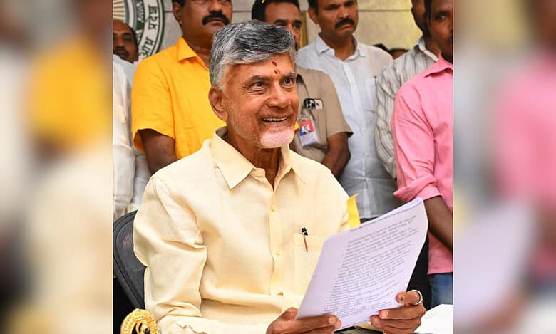 AP CM Chandrababu Naidu visits Polavaram Project to review works