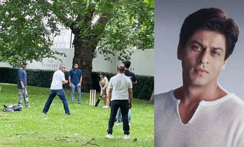 Trending pic: Shah Rukh Khan spotted playing cricket with Suhana