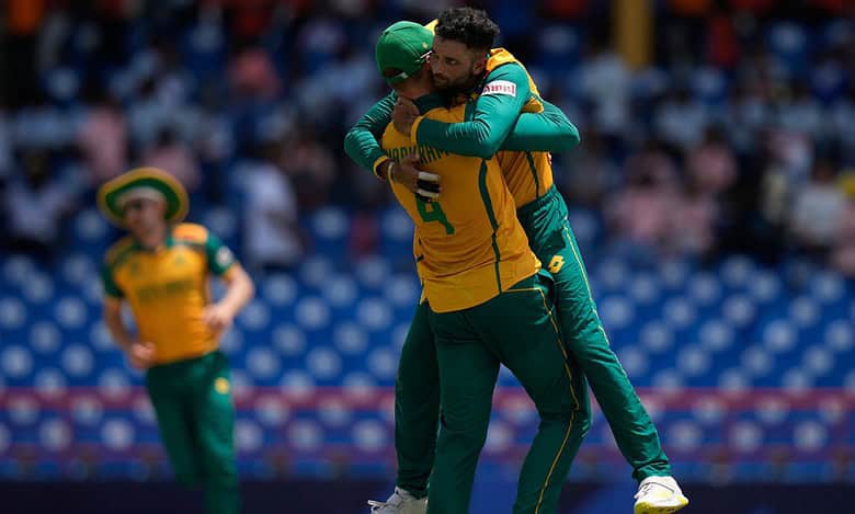 Doughty South Africa eke out seven-run win over England