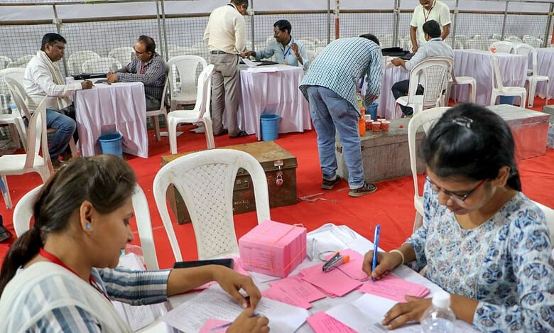 UP: BJP-led NDA leading in 44 LS seats, INDIA bloc in 34
