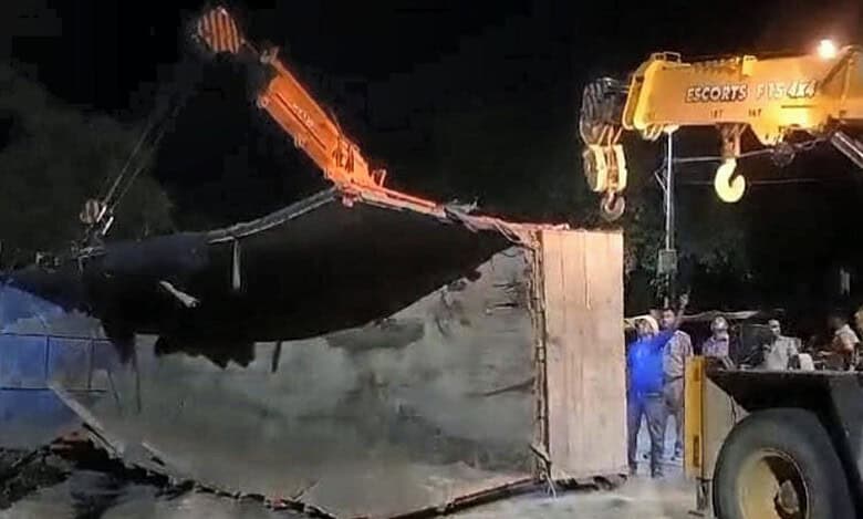 Eight killed as sand-laden truck overturns in UP