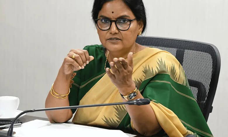 Telangana Chief secretary Shanthi Kumari