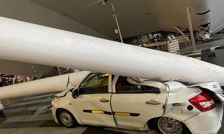 No loud noise, chaos when iron rods fell on cars: Spectators at Delhi airport