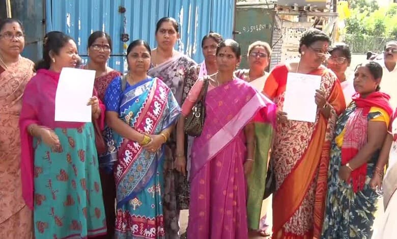 Victims of GO 317 protested in front of Chief Minister A Revanth Reddy's residence on Friday, demanding the resolution of their issues.
