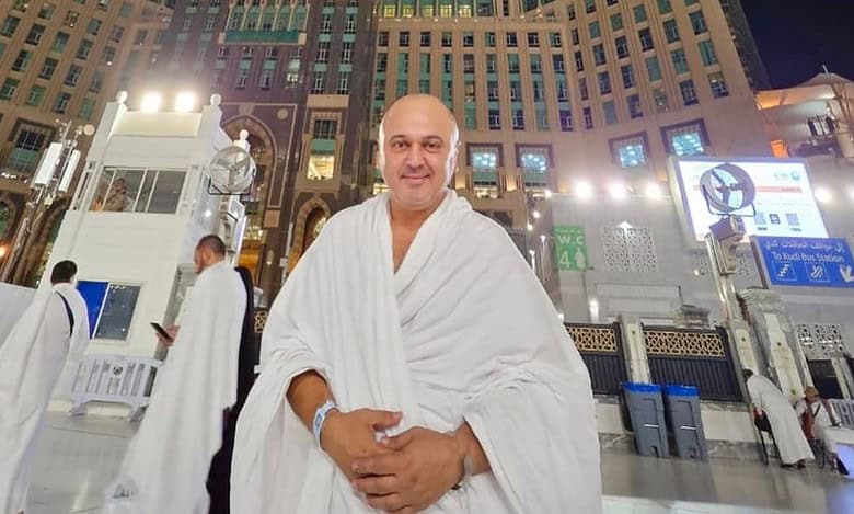 Kapil Sharma show fame Ali Asgar performs Haj, photos viral