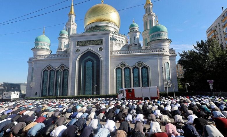 In pics: Muslims celebrate Eid ul-Adha in Gulf, other parts of world