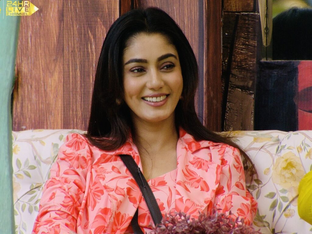 Bigg Boss OTT 3 Top 5 ranks: Sana Makbul defeats all