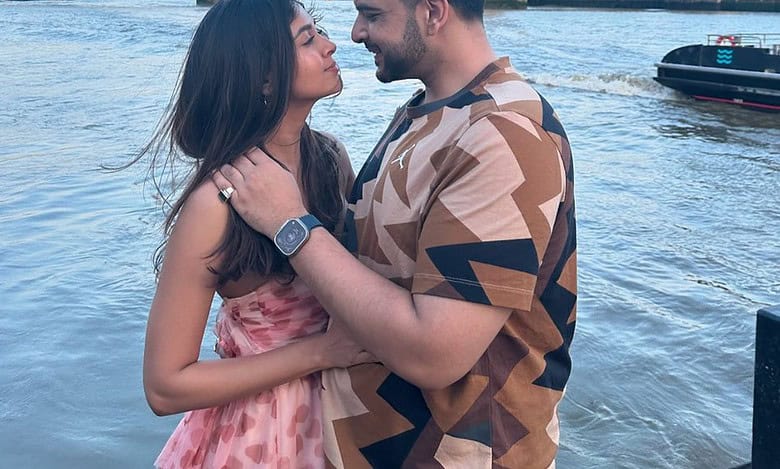 Tejasswi Prakash, Karan Kundrra react to breakup talks in unique way