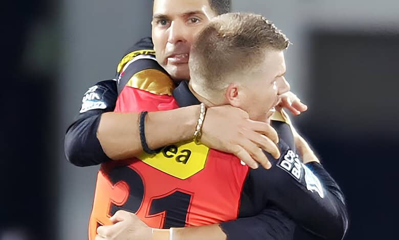 Yuvraj pens special note as Warner retires from international cricket