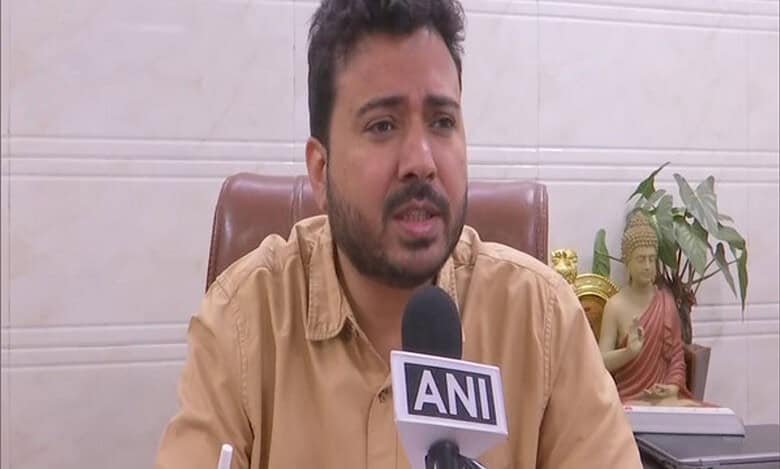 BJP MPs getting houses of poor demolished: AAP