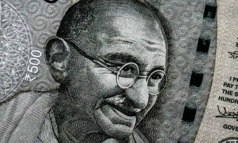 Rupee falls 1 paisa to close at all-time low of 83.72 against US dollar