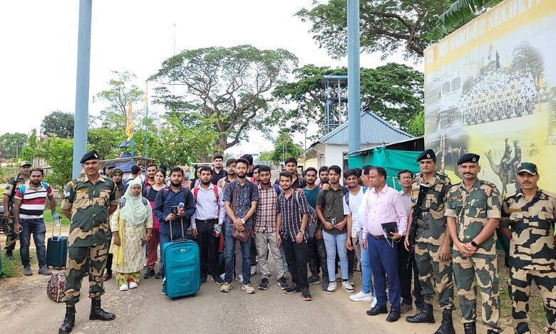 Medical-students-from-Bangladesh-in-Tripura