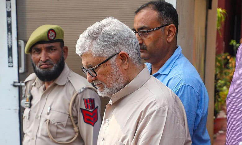 Police remand of JK HC Bar Association ex-chief extended by 6 days