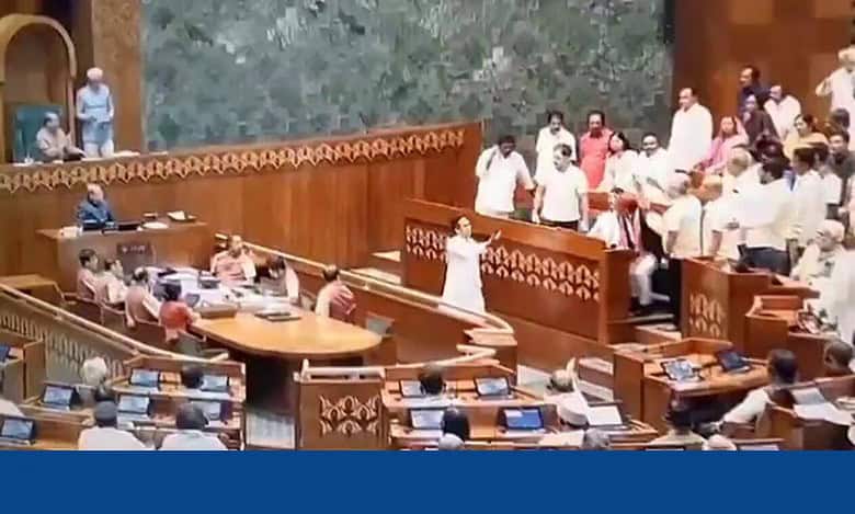 Leaked videos of ‘aggressive’ Rahul Gandhi, Oppn in Lok Sabha surface