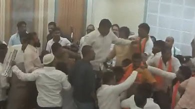 Hyderabad: AIMIM, BJP corporators clash in GHMC meeting