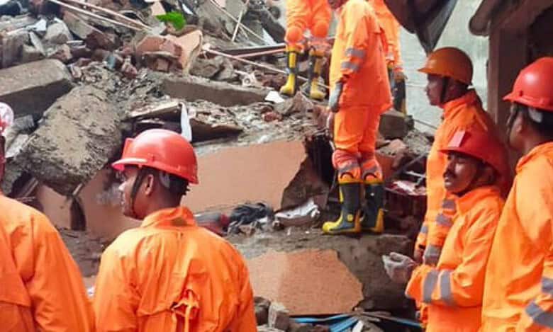 2 trapped, 2 hurt in Navi Mumbai building collapse; 50 escape narrowly