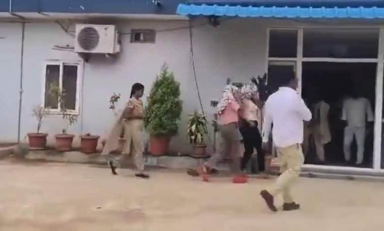 Farmhouse party in Moinabad Hyderabad raided 16 held