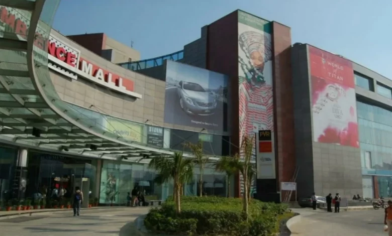 Mall in Noida gets hoax bomb threat on email