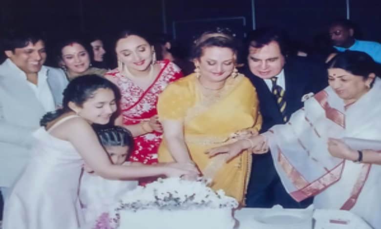 Saira Banu’s most precious gift: A heartfelt compliment from Dilip Kumar