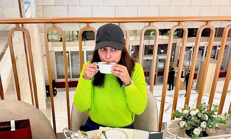 Hina Khan steps out for the first time in months amid cancer battle, enjoys a day of self-care