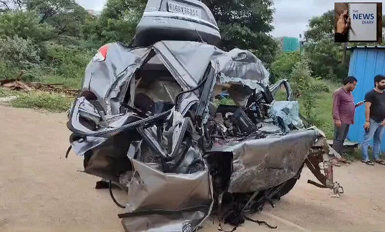 Hyderabad: 19-yr-old student dies after his car crashes into flyover