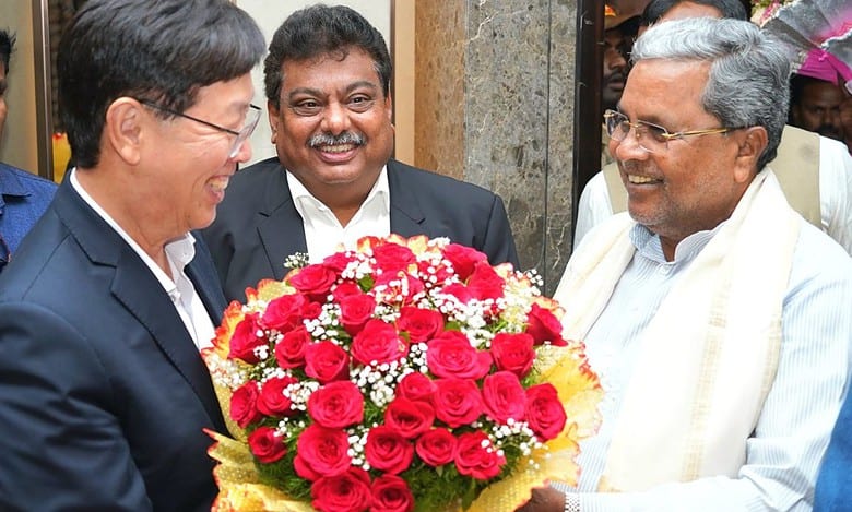 Karnataka CM with Chairman of Foxconn