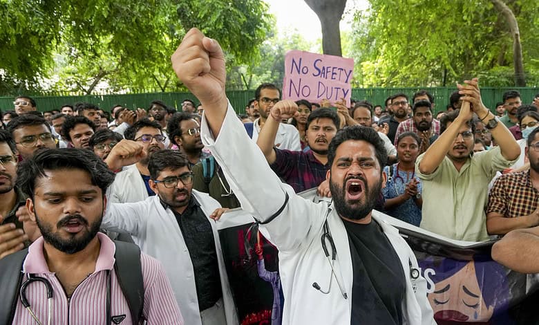 RG Kar incident: Junior docs resume duties partially after 42 days