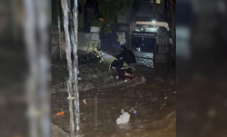 Heavy rainfall hits parts of Hyderabad; water logging troubles residents