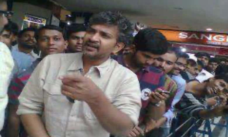 Viral pic: SS Rajamouli stands in queue outside Prasads theatre