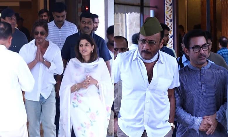 SRK, Aamir , Jackie Shroff attend veteran photographer Pradeep Bandekar's prayer meet