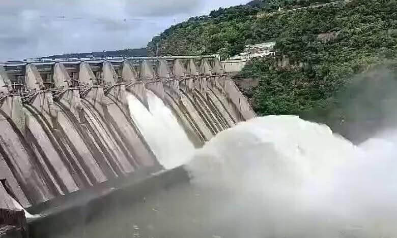Srisailam reservoir experiences high inflows, water released to Nagarjuna Sagar