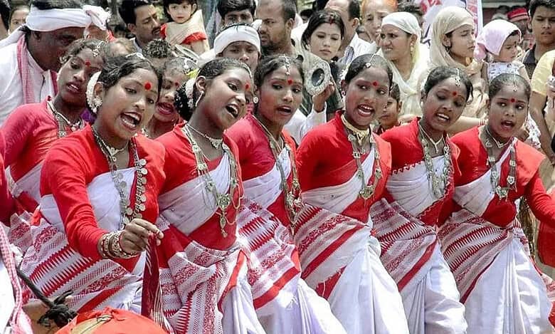 Tribals of East India hold on to traditions despite external influences