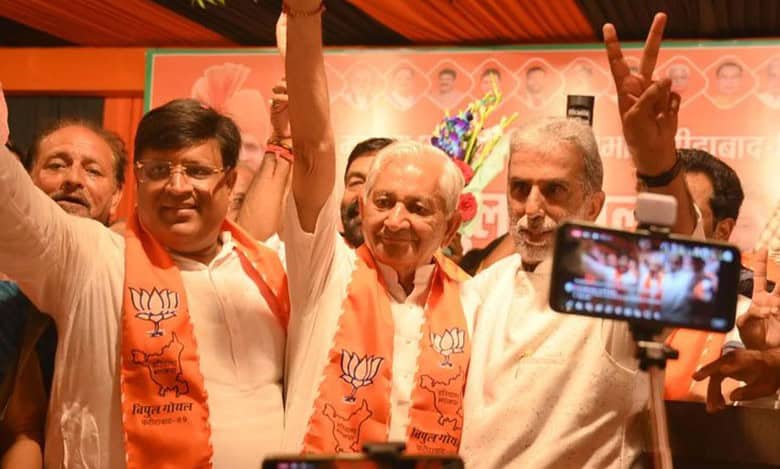 AAP Pravesh Mehta joins BJP