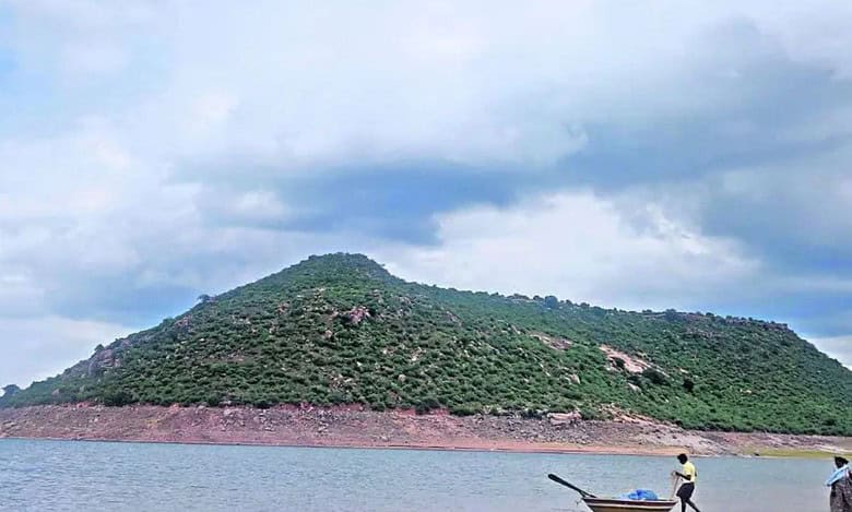 Discover Telangana’s Mystery Island; just 170 km from Hyderabad