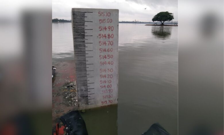 Hyderabad rains: Water levels in Hussain Sagar cross FTL
