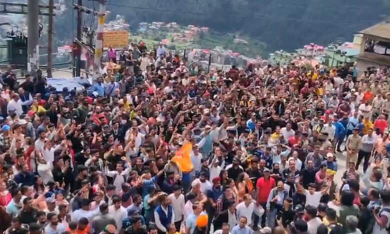 HP: Right-wing groups stage protest demanding demolition of ‘illegal’ mosque
