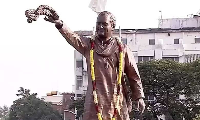 CM Revanth unveils Rajiv Gandhi statue at Telangana secretariat