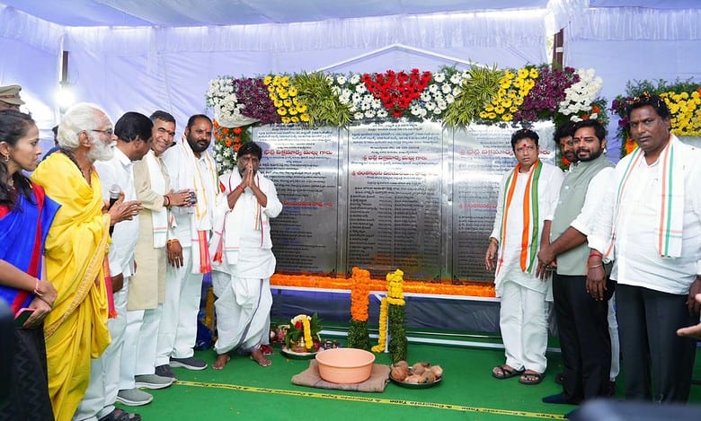 Telangana dy CM announces 20,000 MW power generation target