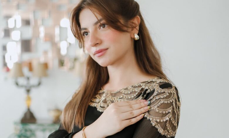 'Pawri girl' Dananeer Mobeen's new Pakistani drama, check details