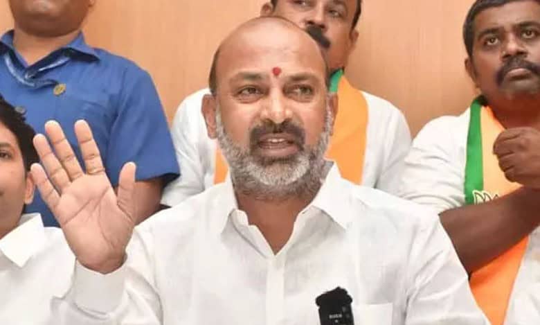 Union minister of state for home affairs Bandi Sanjay blames BRS cadres for the lathi-charge onn Group-I aspirants during rally to Secretariat on Saturday.