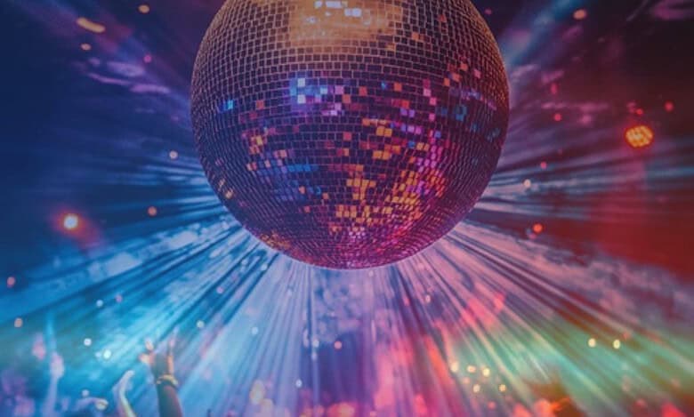 Police raids bar in Hyderabad for obscene dancing, 13 held