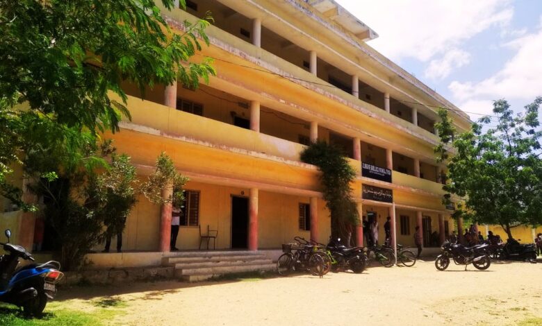 Students forced to sit on floor at Government Junior College Falaknuma